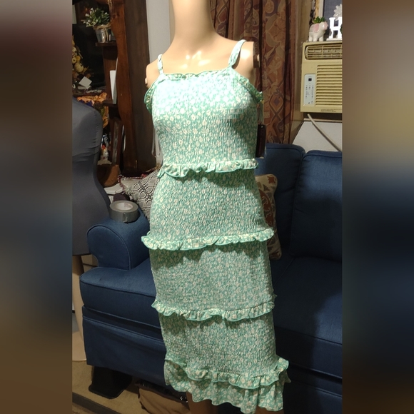 New condition dress for women size small - Picture 2 of 5